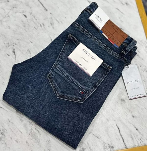 Jeans disponibles en plusieurs coupes et couleurs – Image 9