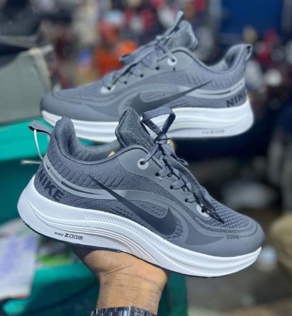 Chaussure Adidas et Nike Tennis – Image 3