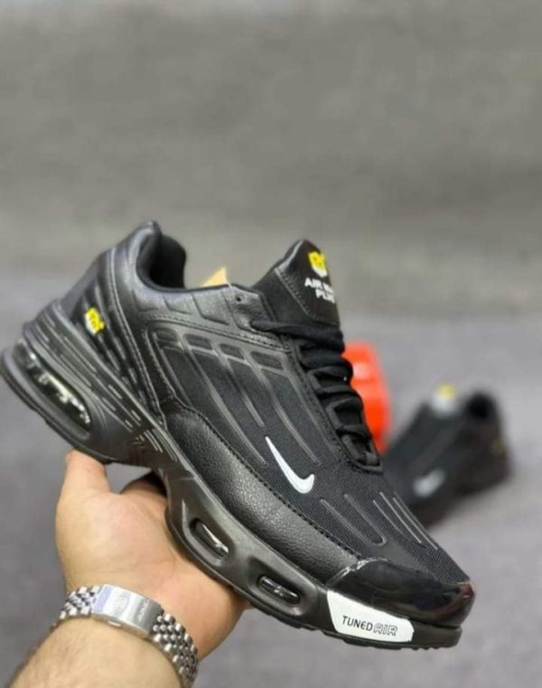 Chaussure Adidas et Nike Tennis – Image 7